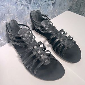 Steven by Steve Madden Staxxs Leather Zip Up Gladiator Fisherman Sandals Black